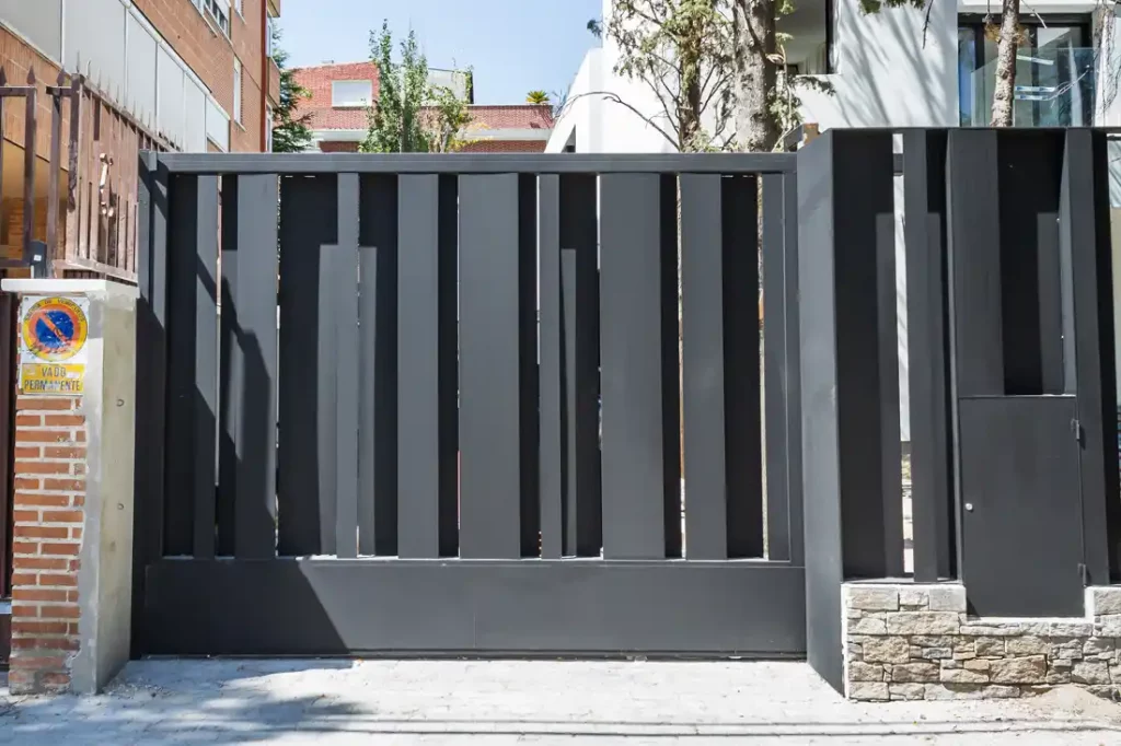 Verja metálica vivienda Madrid